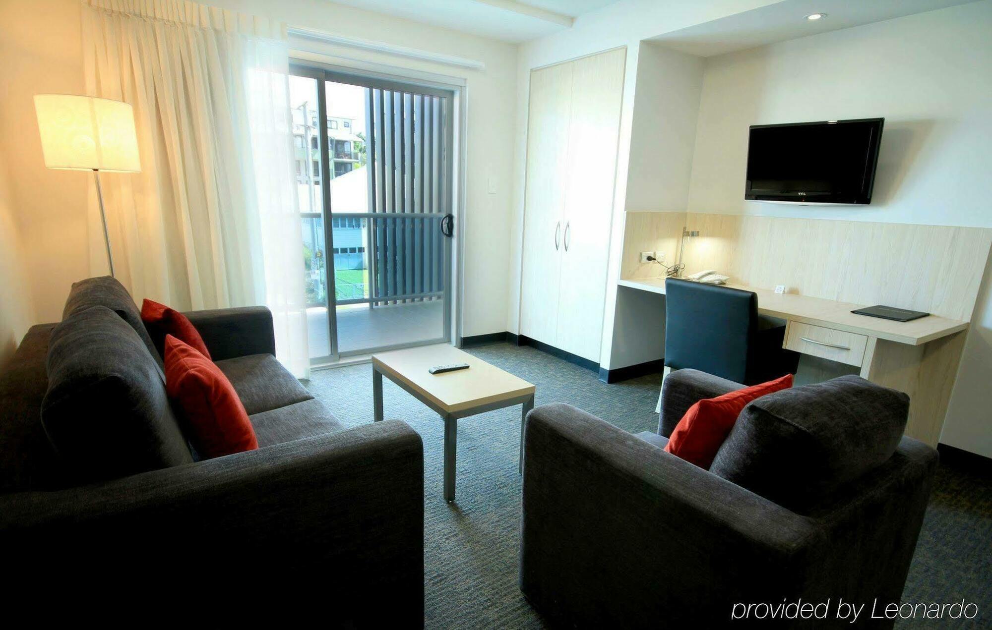 Jephson Hotel & Apartments Toowong Exterior photo