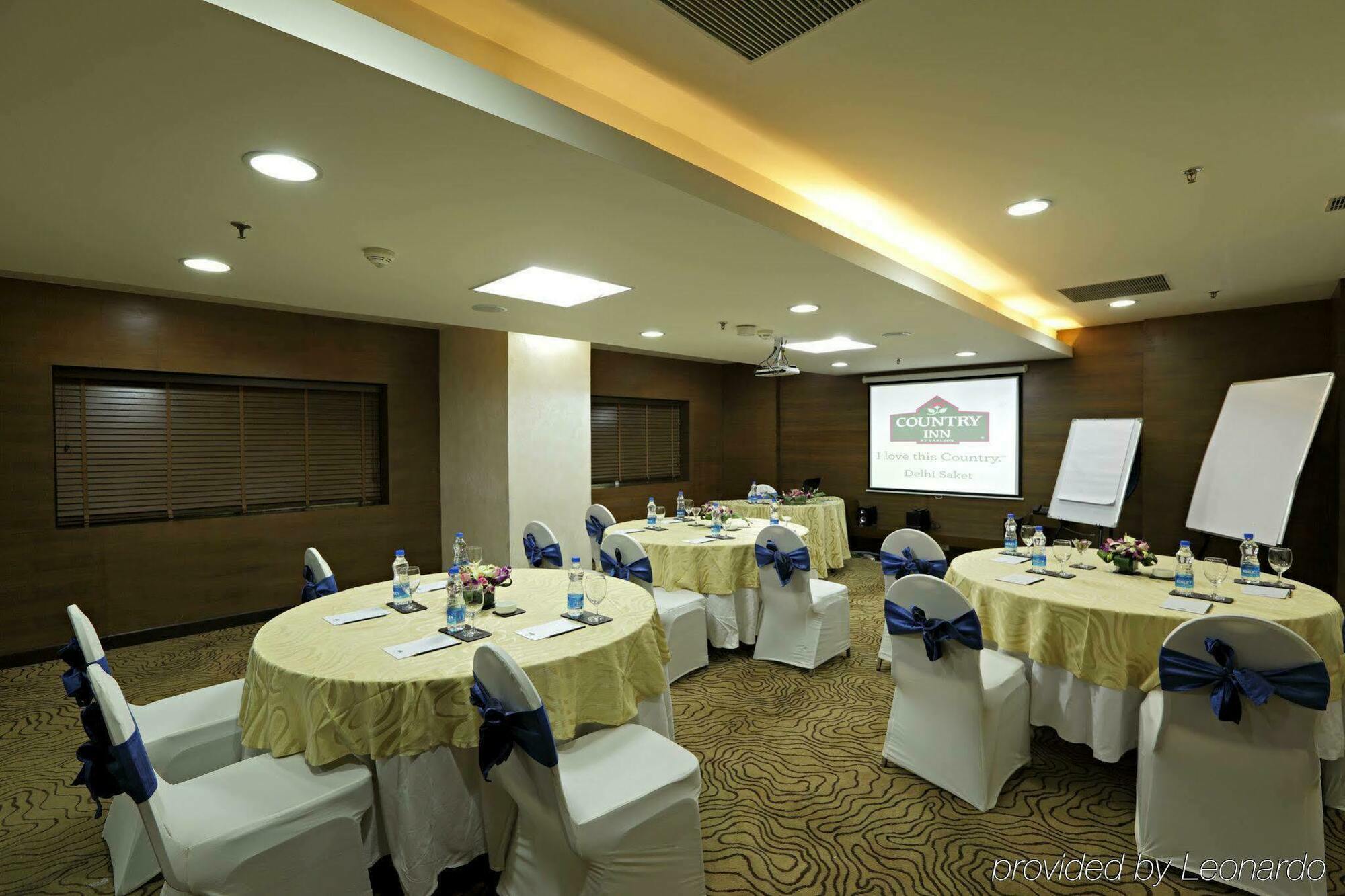 Zone Connect By The Park Saket New Delhi Hotel Business photo