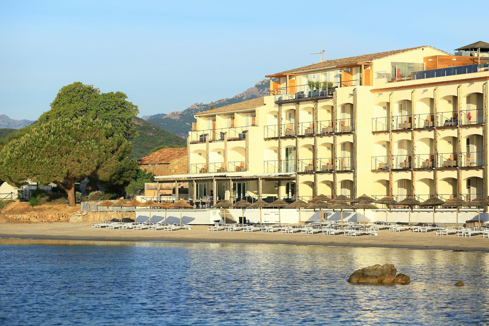 Le Pinarello Hotel Sainte-Lucie de Porto-Vecchio Exterior photo