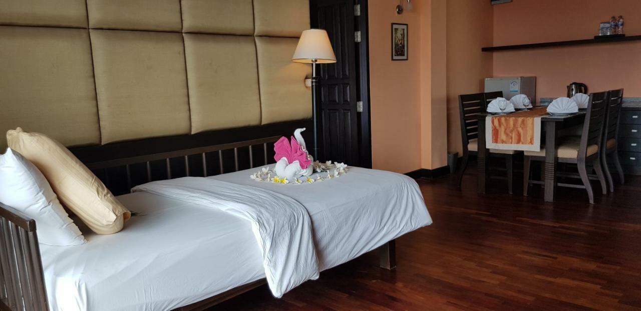 Sarita Chalet & Spa Hotel - Sha Extra Plus Jomtien Beach Room photo