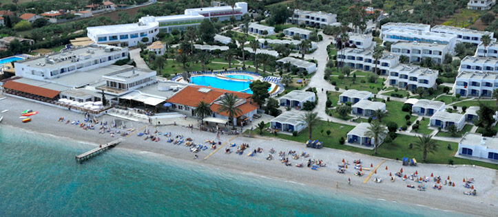 Kinetta Beach Resort And Spa Exterior photo