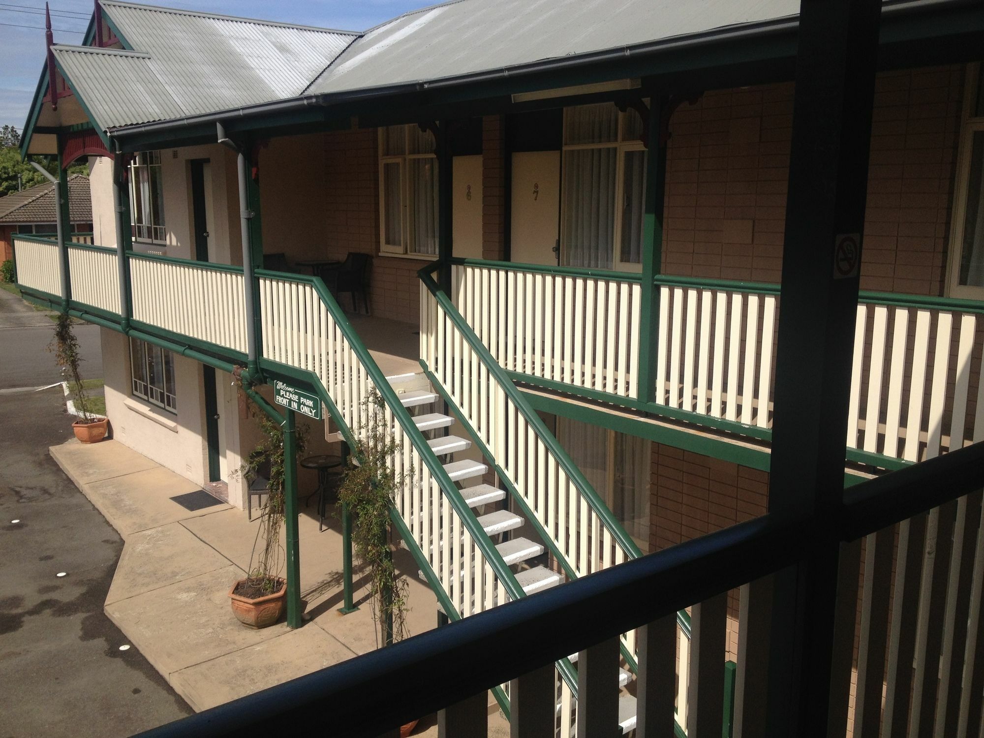 Three Explorers Motel Katoomba Exterior photo