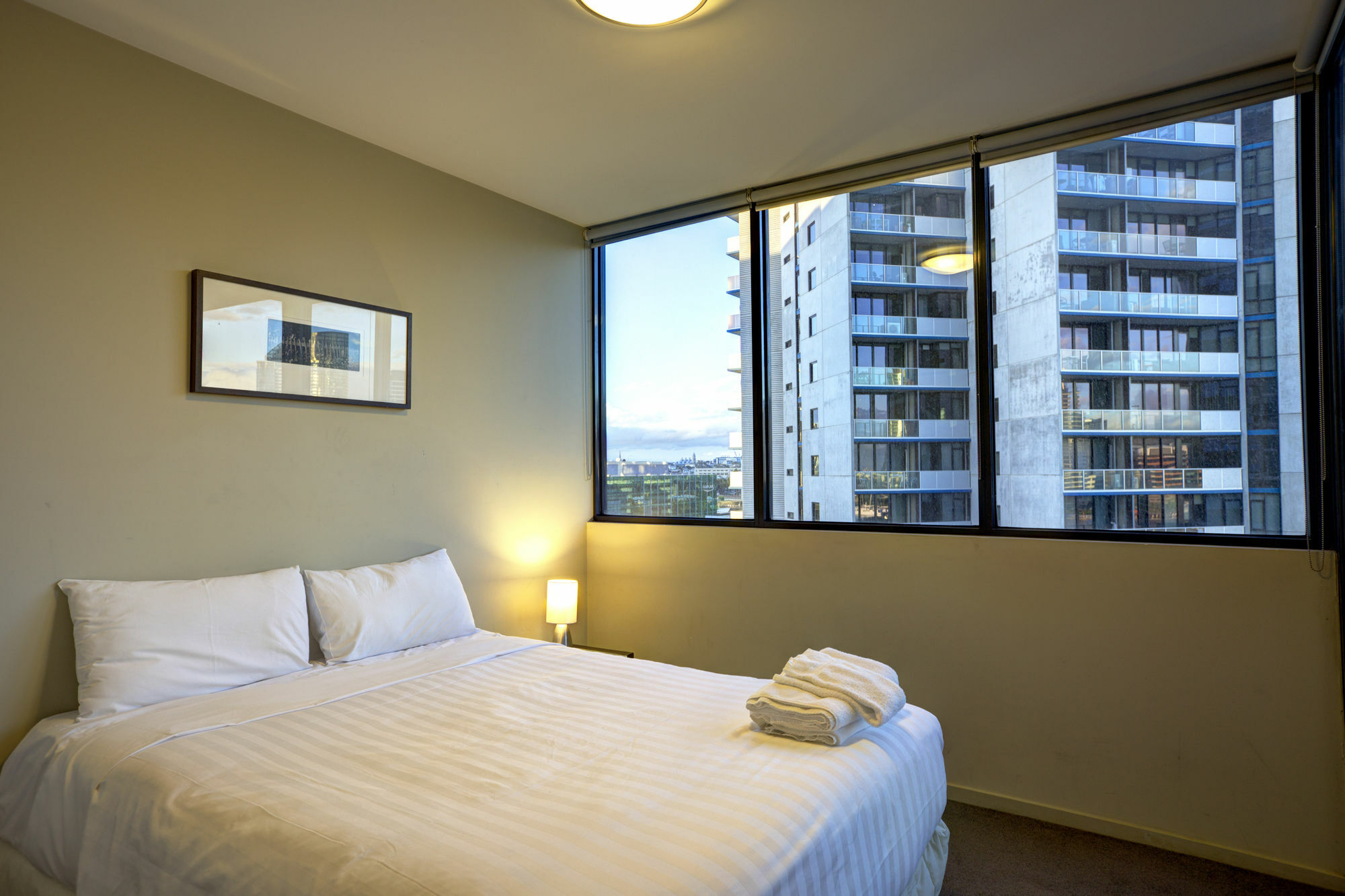 Acd Apartments Melbourne Exterior photo