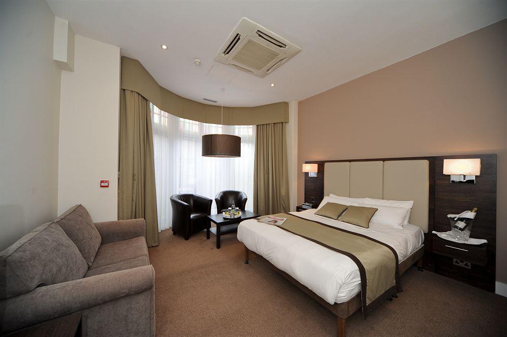 Raglan Hotel Muswell Hill Room photo