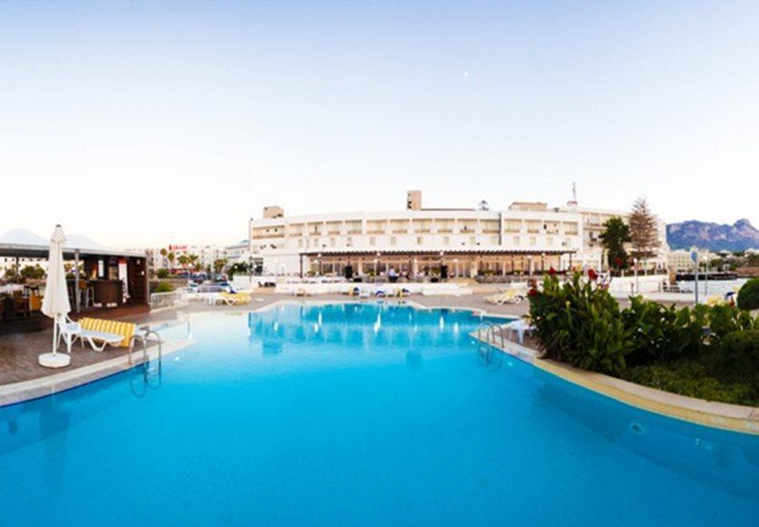 Dome Hotel Kyrenia  Exterior photo