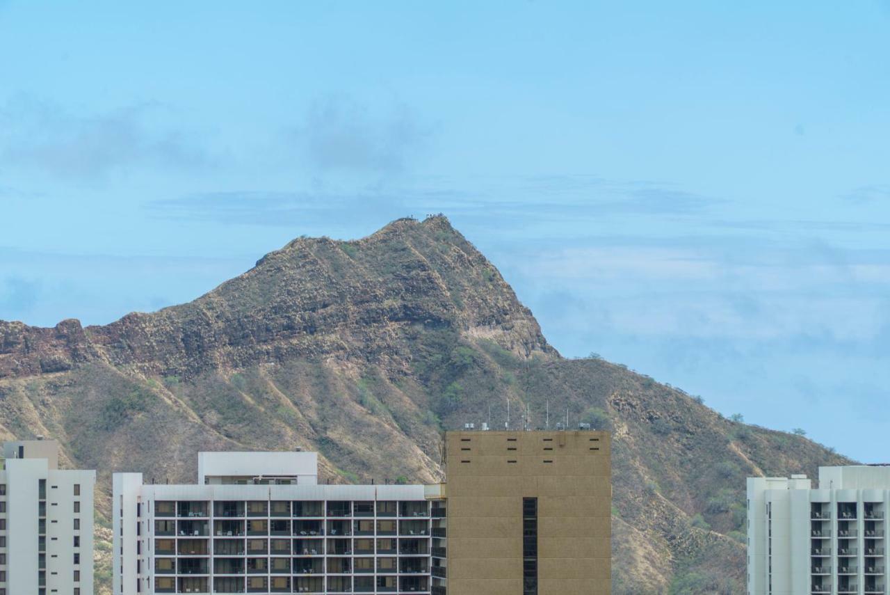 Aqua Skyline At Island Colony Aparthotel Honolulu Exterior photo