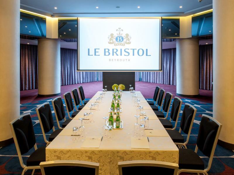 Le Bristol Hotel Beirut Exterior photo