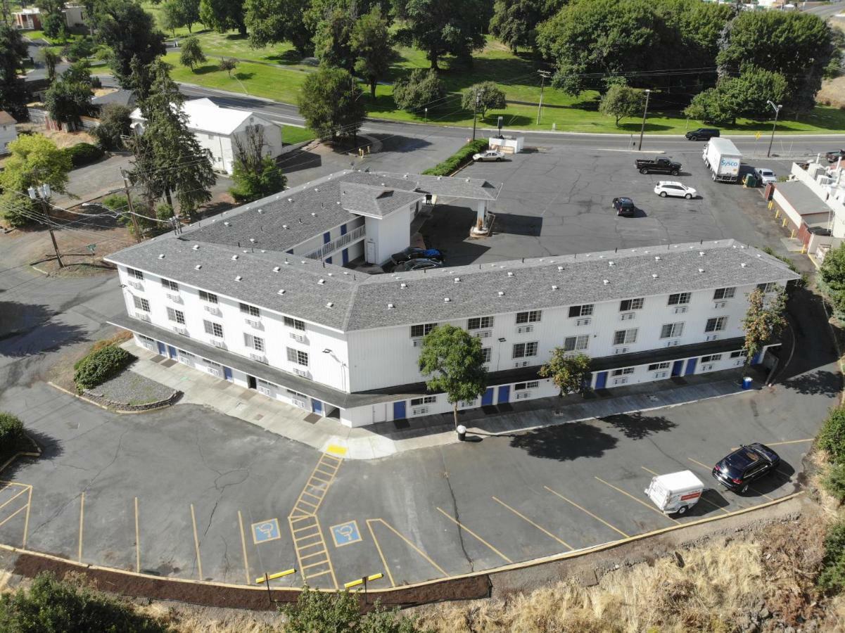 Motel 6 Pendleton, Or - West Exterior photo