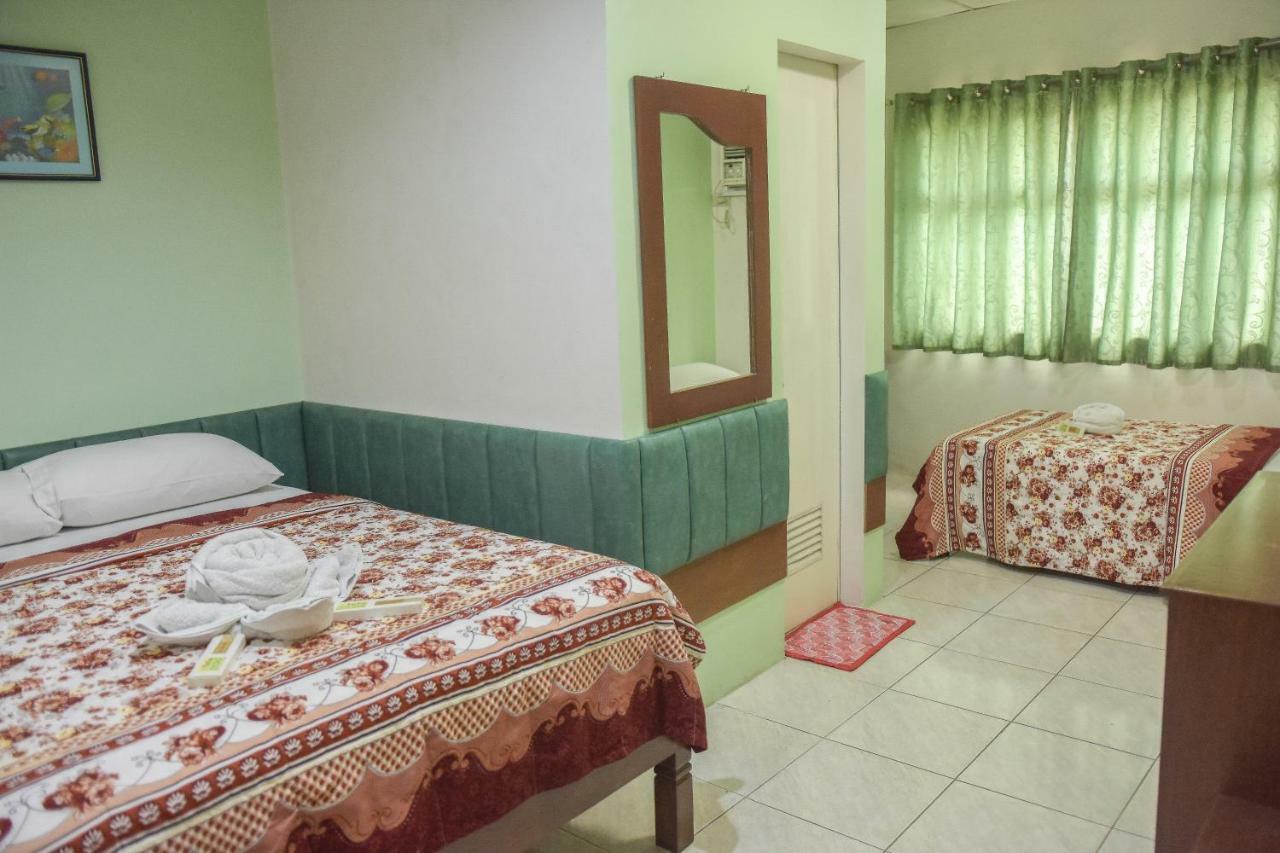 Tiptop Tower Suite Inn Dumaguete City Exterior photo