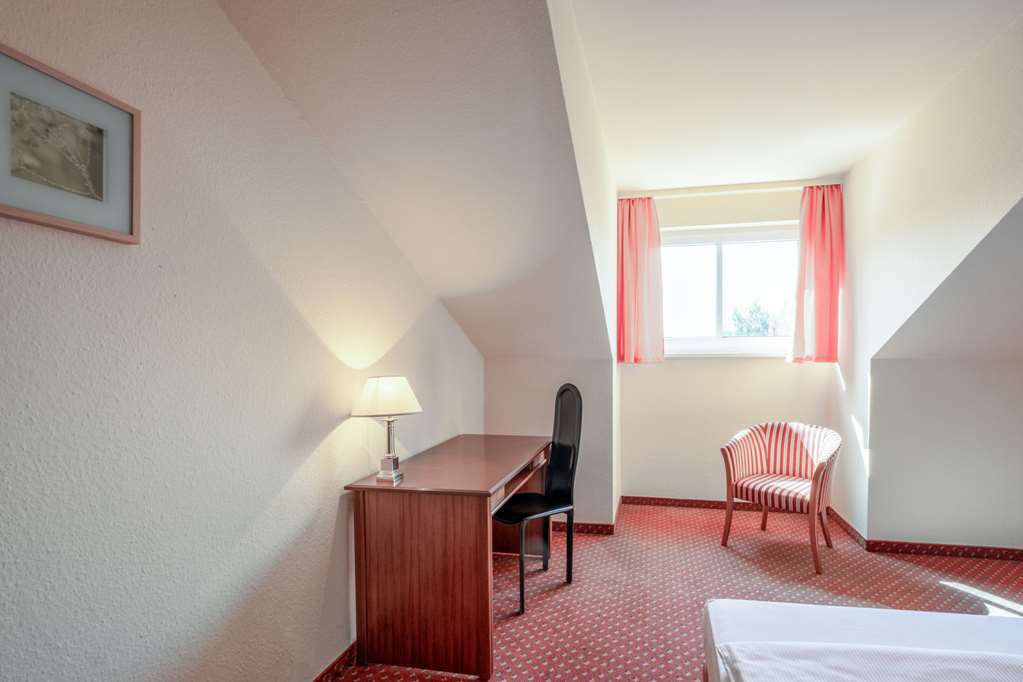 Quick Hotel Dresden West Kesselsdorf Room photo