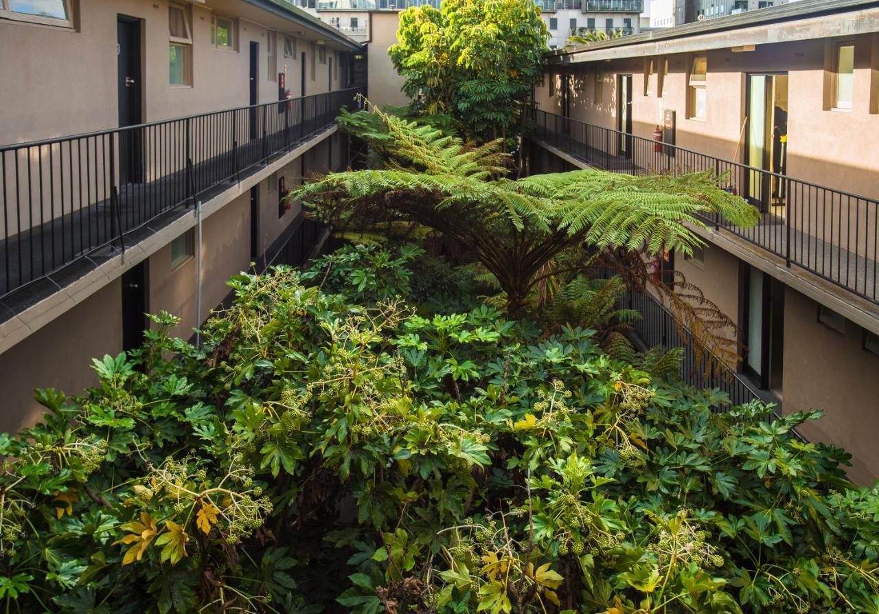 Albert Heights Serviced Apartments Melbourne Exterior photo