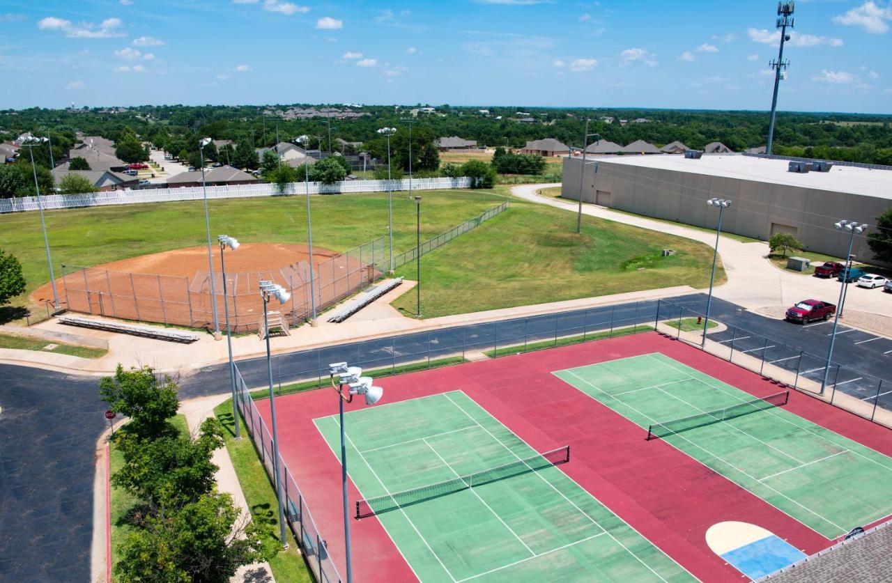 Nced Conference Center & Hotel Norman Exterior photo