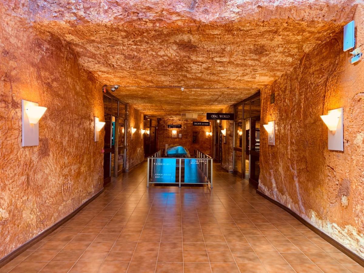 Desert Cave Hotel Coober Pedy Exterior photo