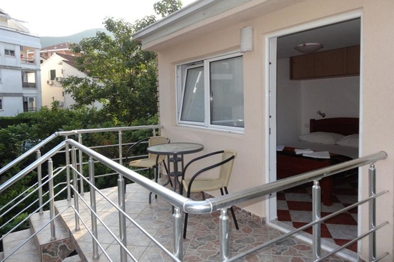 D&D Apartments Budva 2 Exterior photo