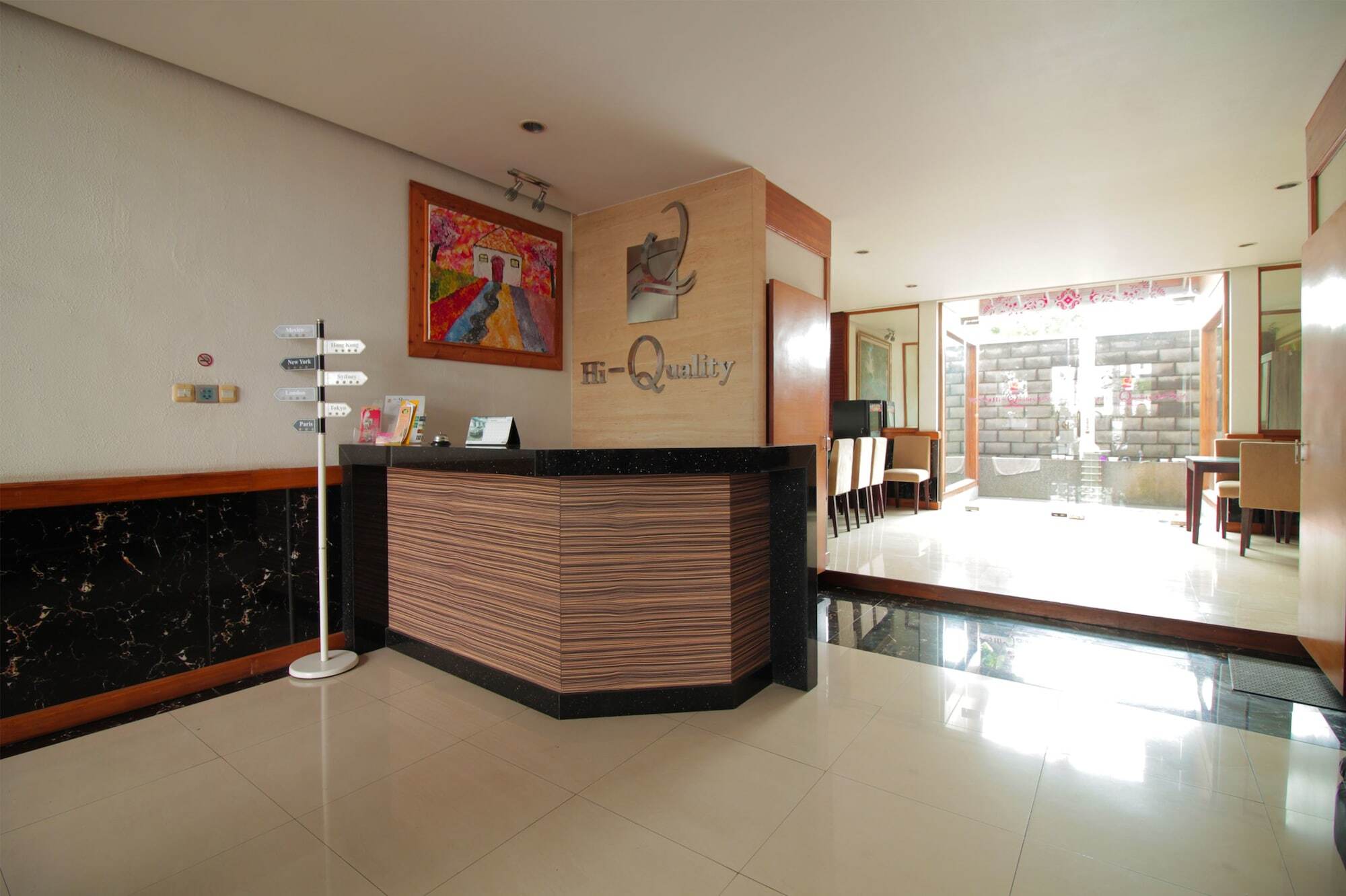 Oyo 229 Hi Quality Hotel Bandung Exterior photo