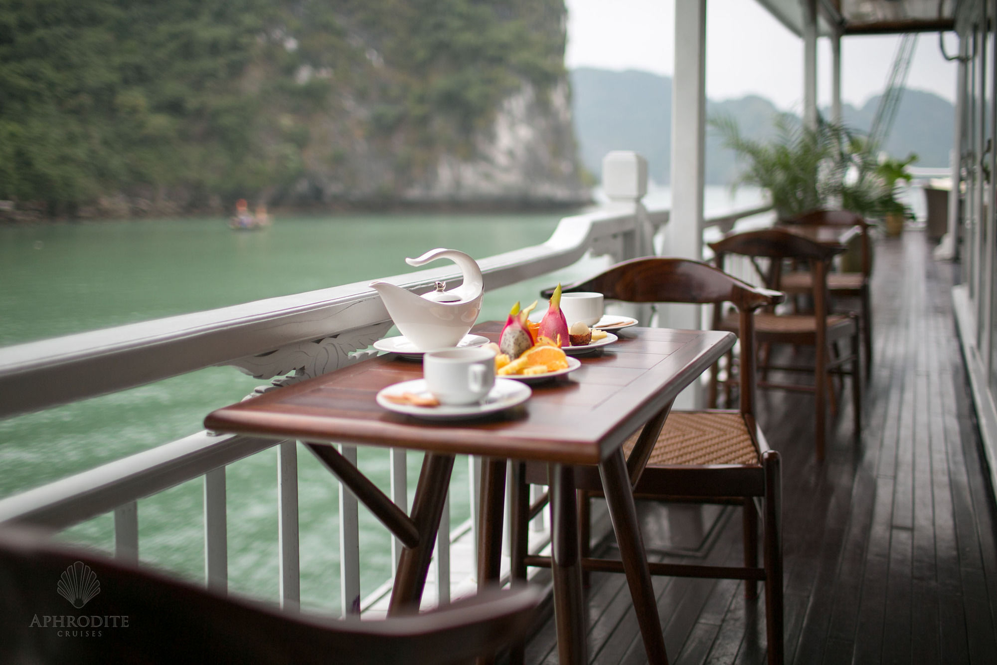 Aphrodite Cruise Ha Long Exterior photo