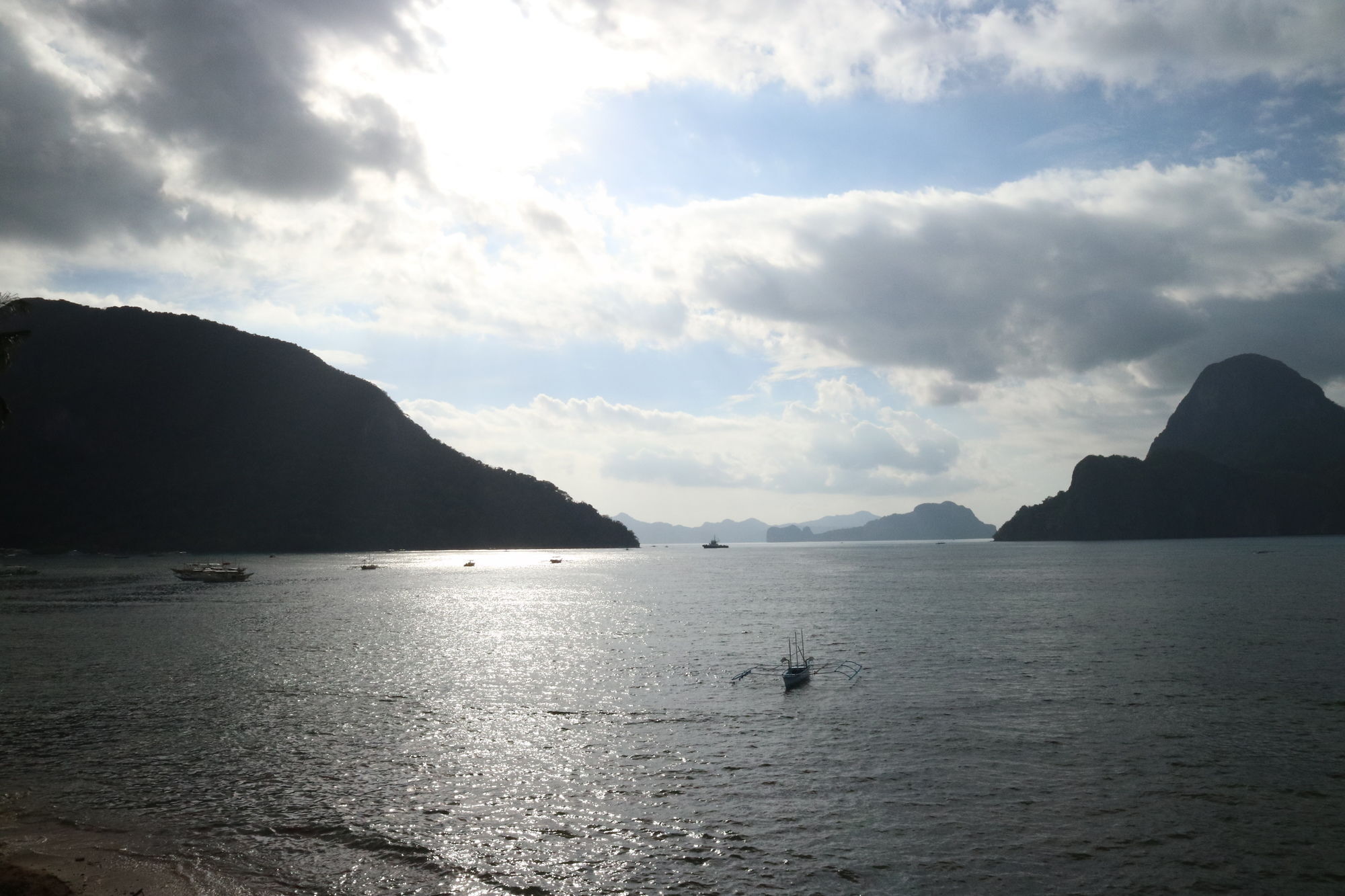 El Nido Reef Strand Resort Exterior photo