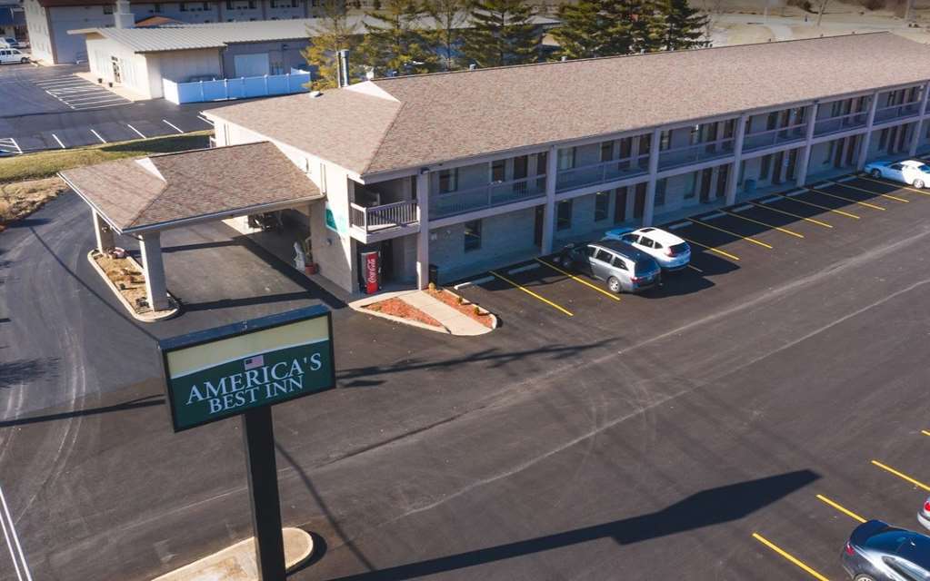 America'S Best Inn & Suites Eureka Exterior photo