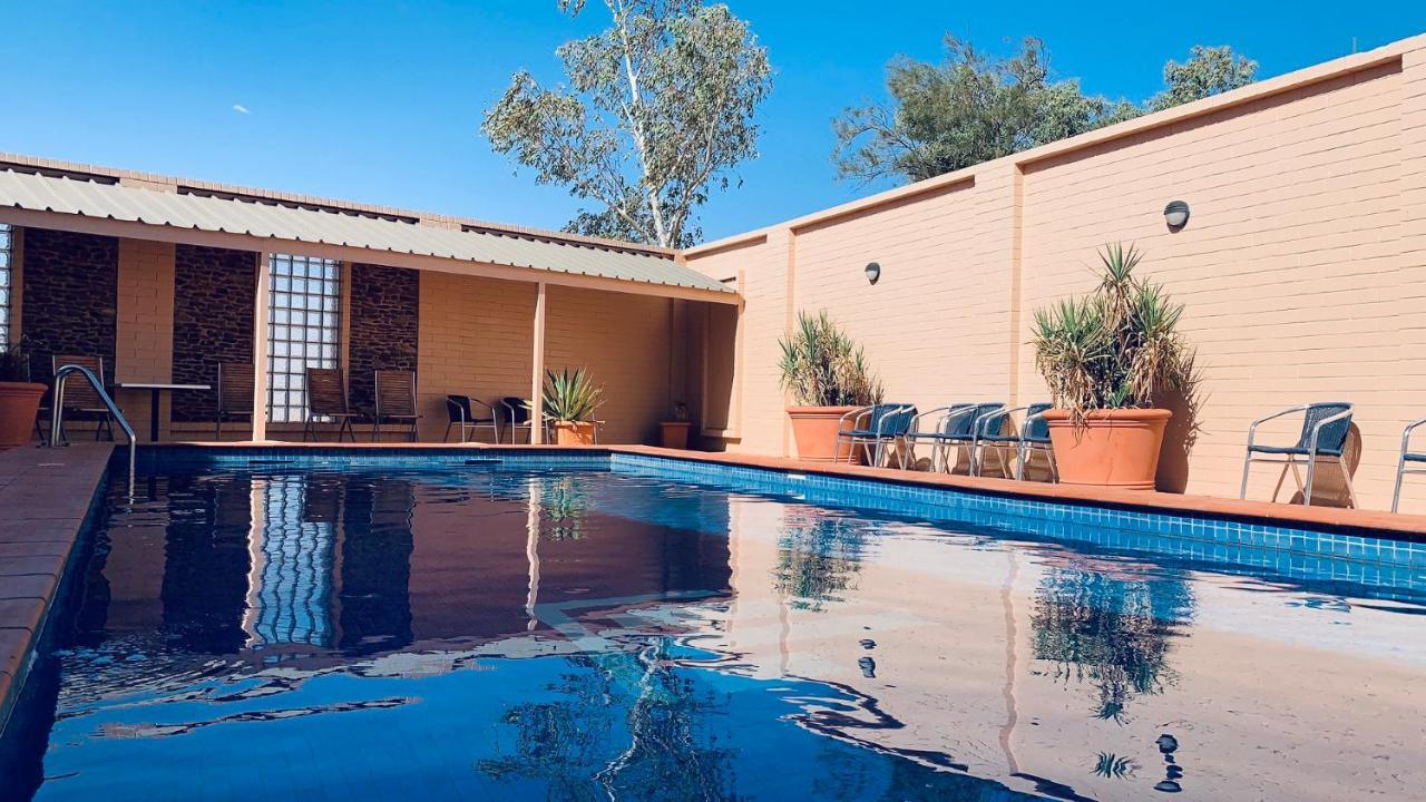 Desert Cave Hotel Coober Pedy Exterior photo