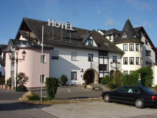 Hotel Zum Rehberg Kastellaun Exterior photo