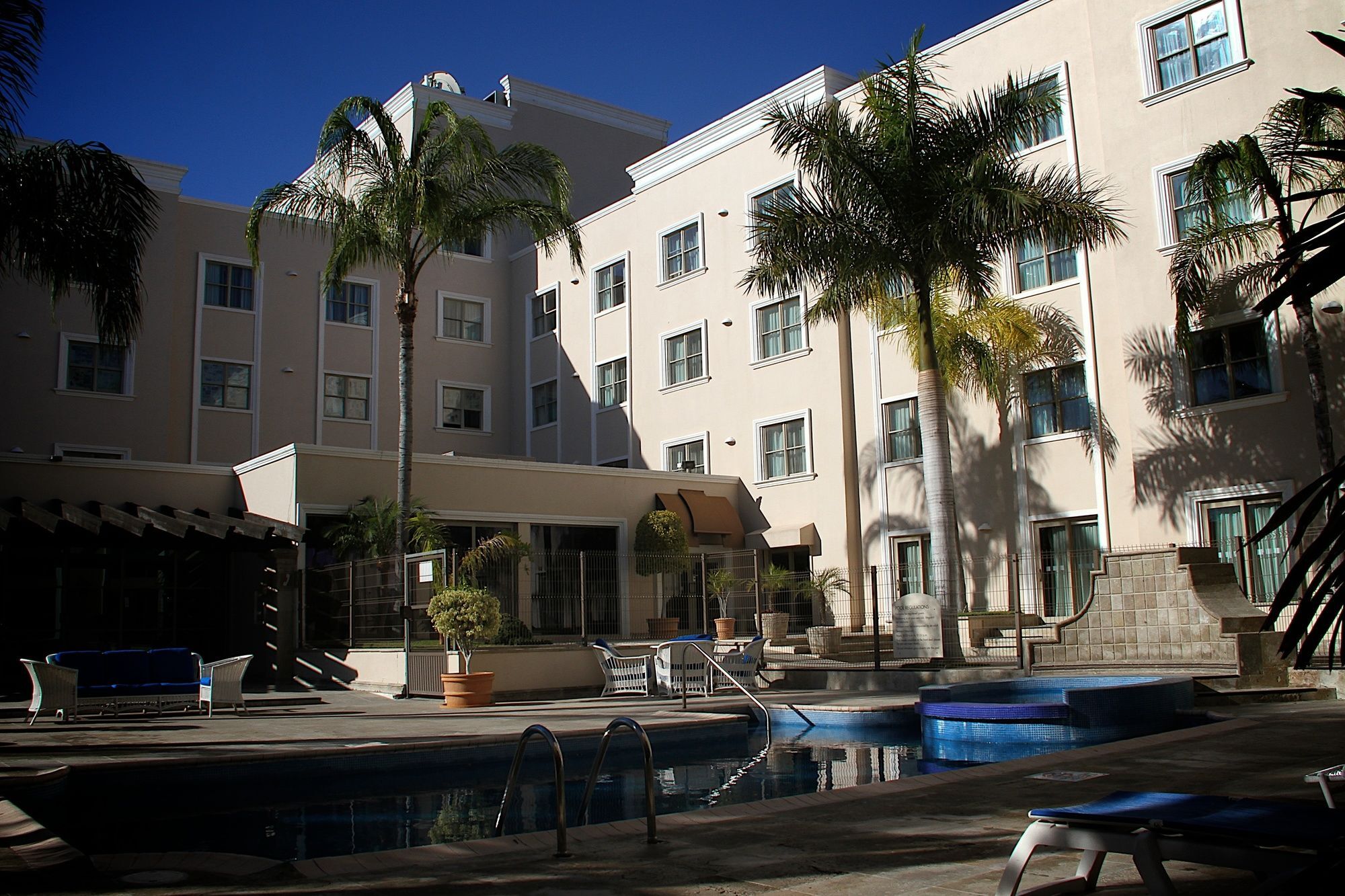 Holiday Inn Reynosa Zona Dorada Exterior photo