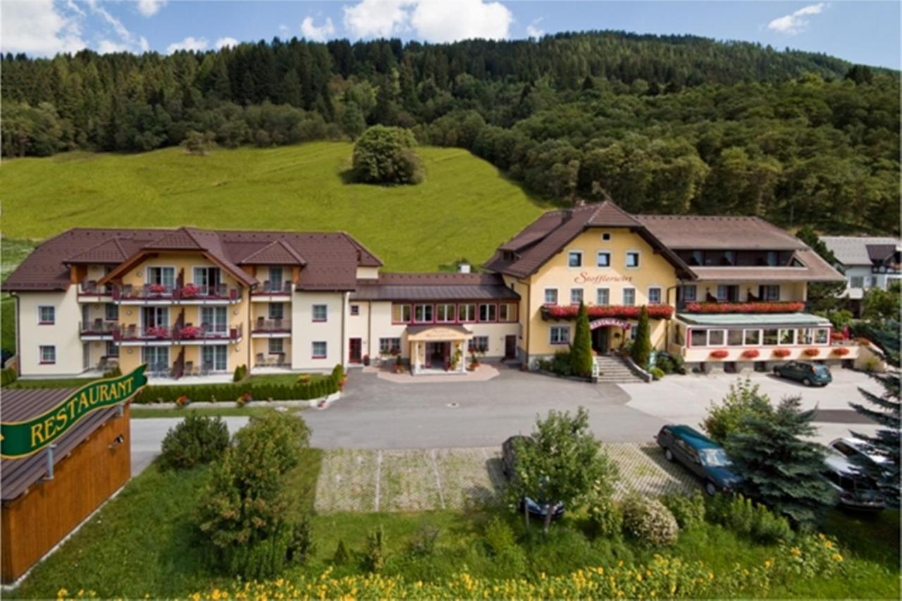 Landhotel Stofflerwirt Sankt Michael im Lungau Exterior photo