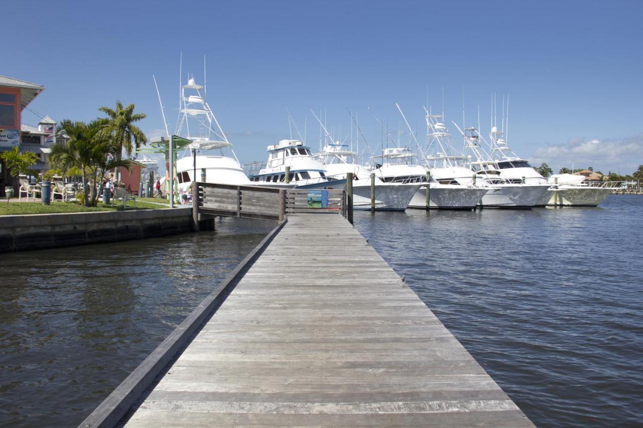 Pirate'S Cove Resort And Marina - Stuart Exterior photo