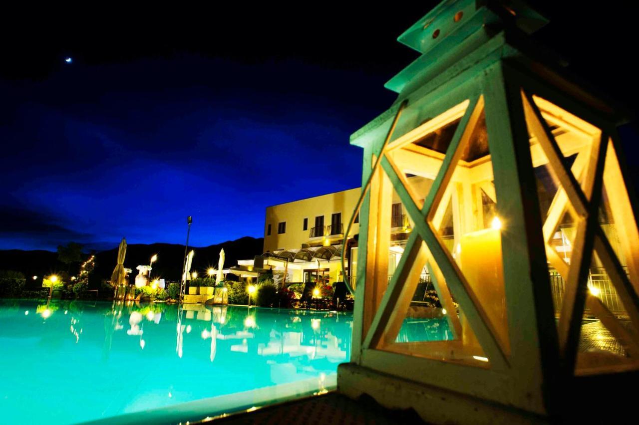 Kora Park Resort Formia Exterior photo