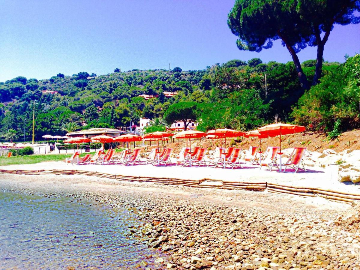 Hotel Cala Di Mola Porto Azzurro Exterior photo