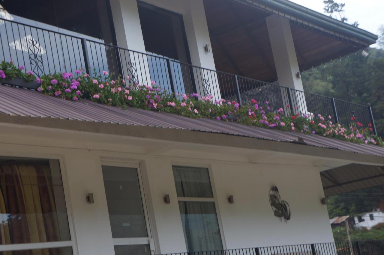 Midky Hotel Nuwara Eliya Exterior photo