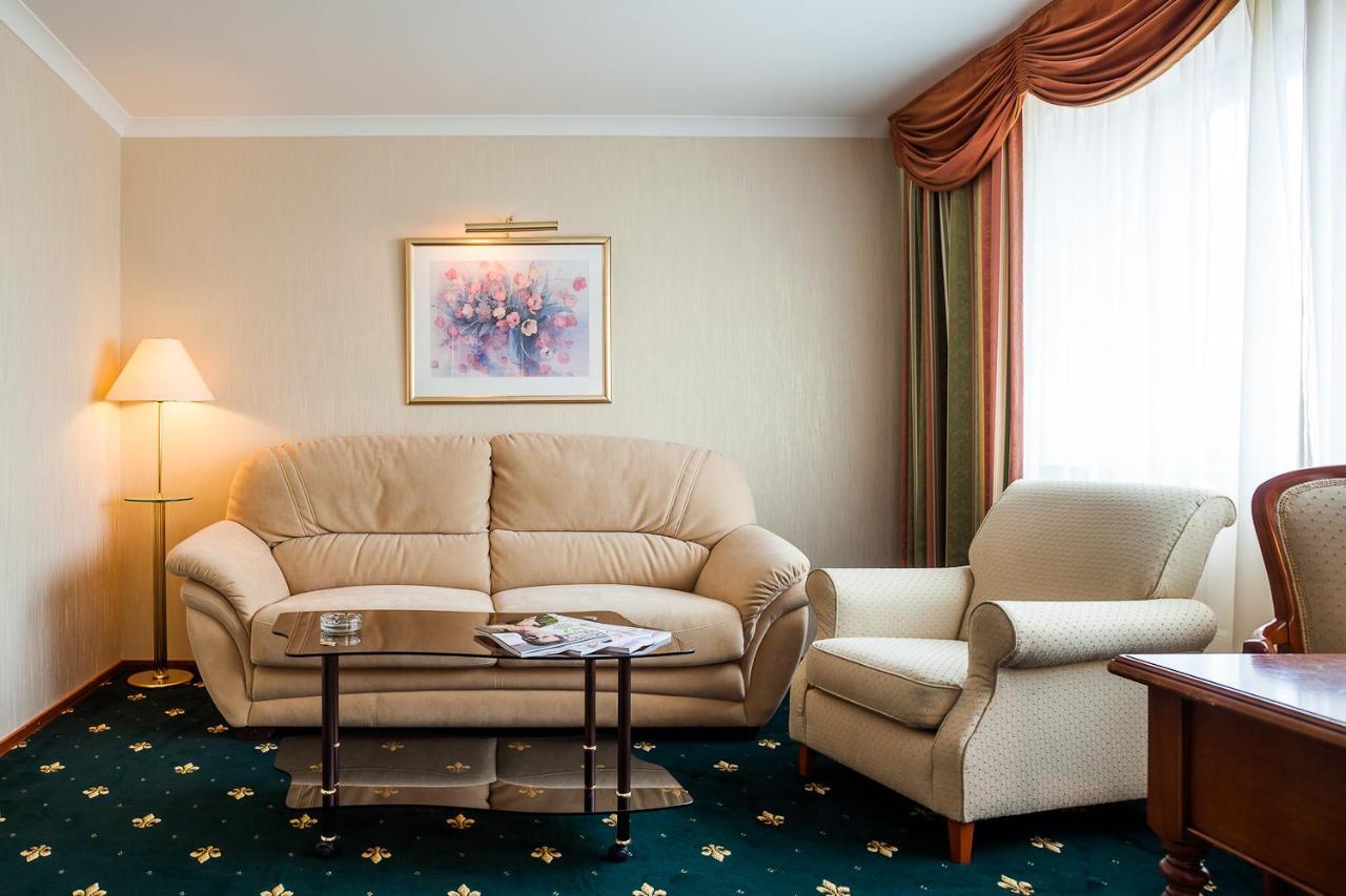 Le Meridien Moscow Country Club Hotel Nakhabino Room photo