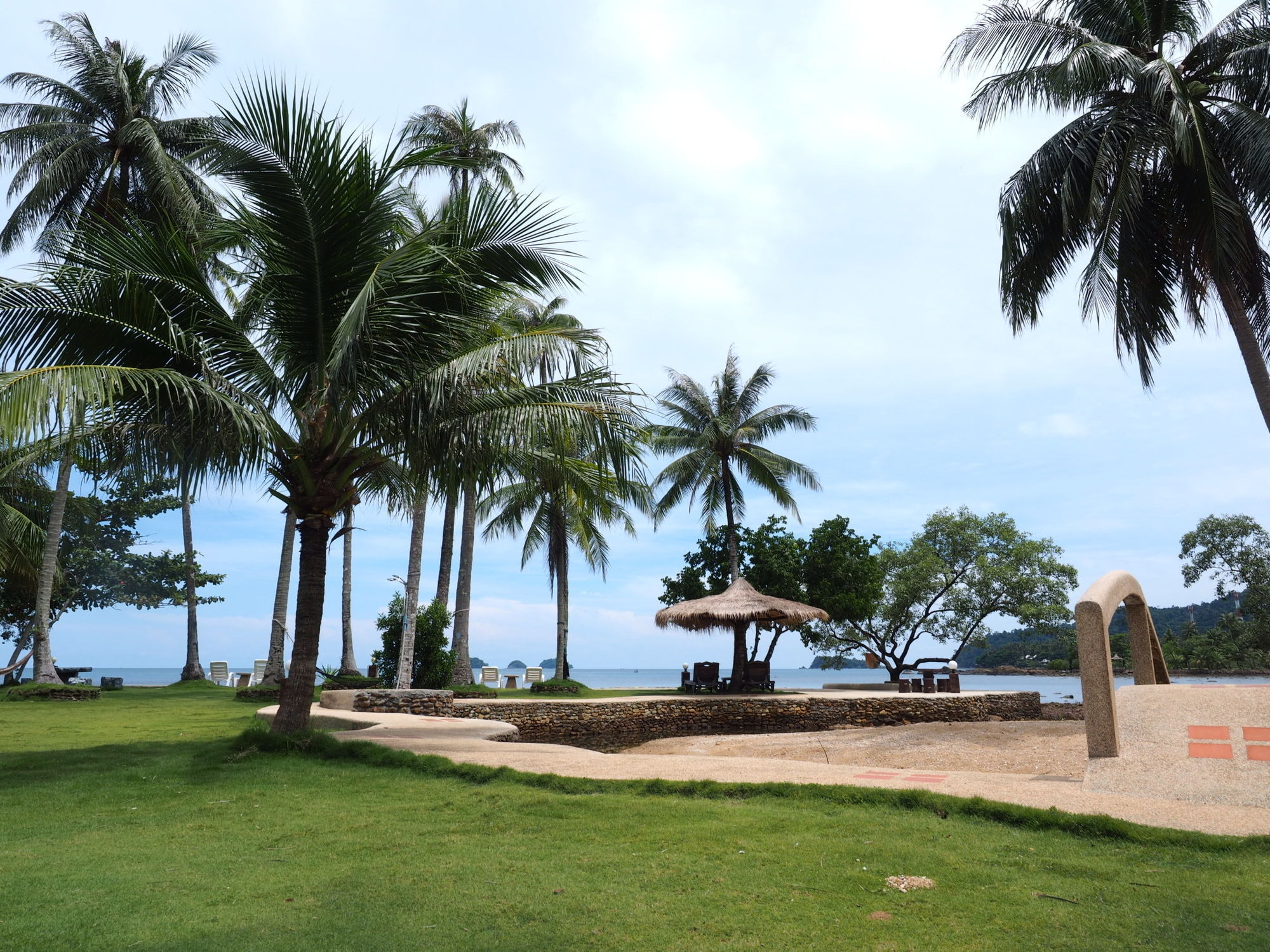 Koh Chang Bailan Beach Resort Exterior photo