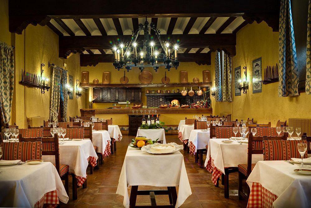 Sheraton Santa Maria De El Paular Hotel Rascafria Restaurant photo