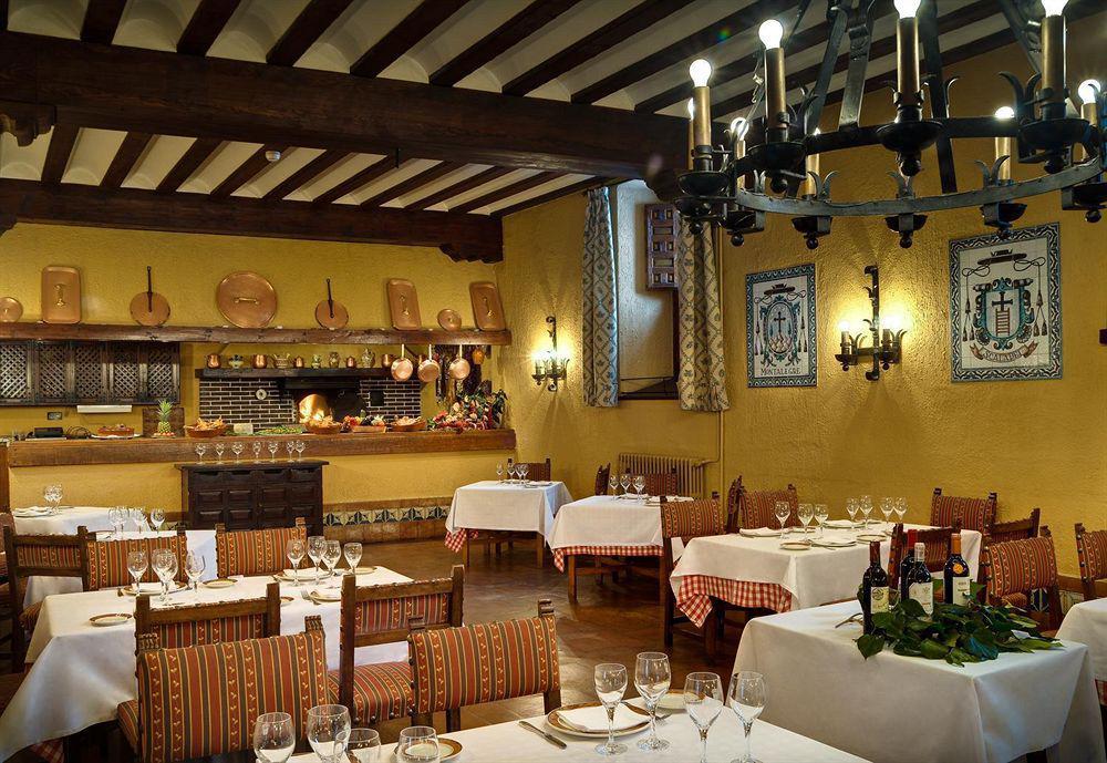 Sheraton Santa Maria De El Paular Hotel Rascafria Restaurant photo
