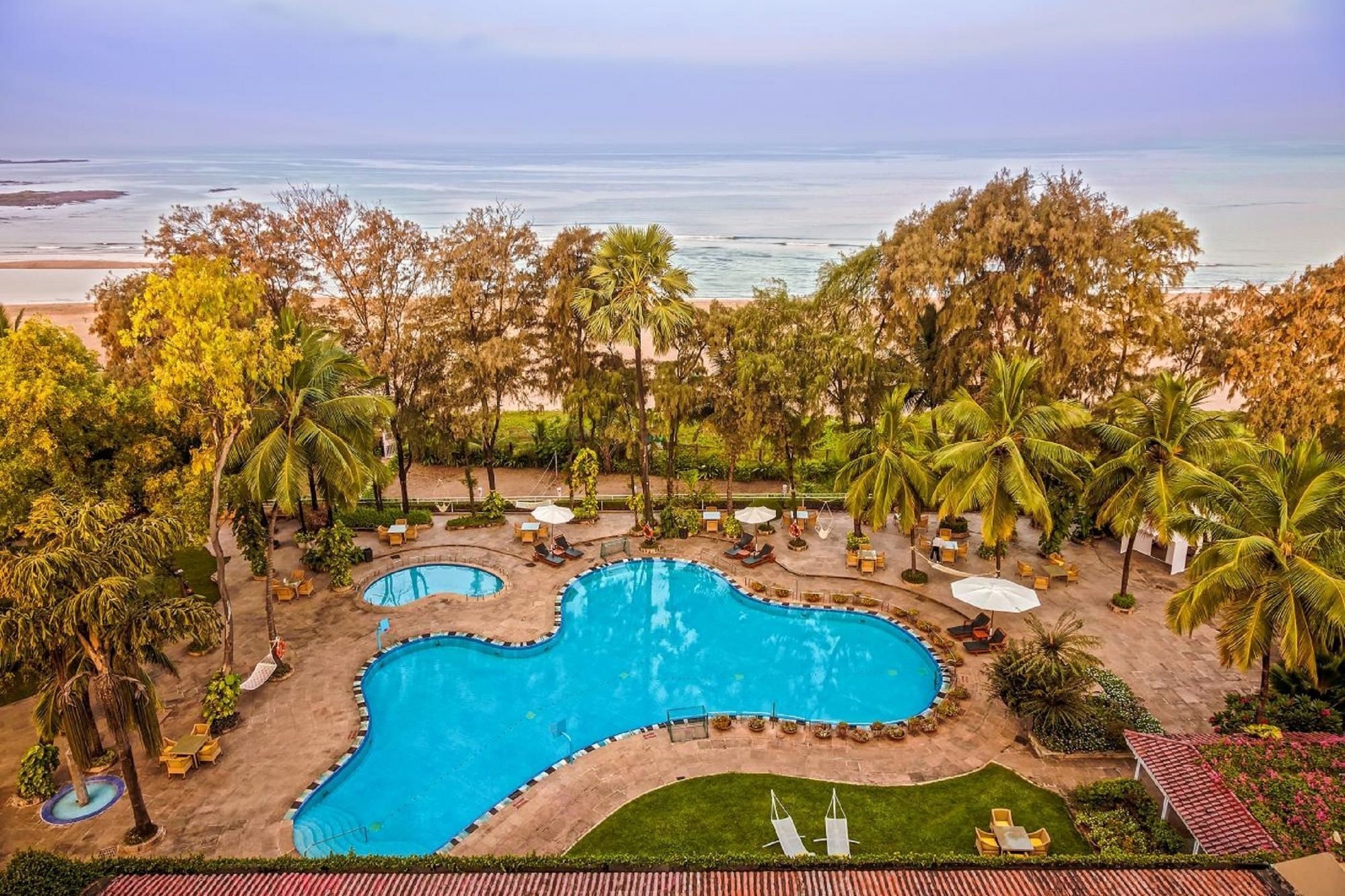 The Resort Mumbai Exterior photo