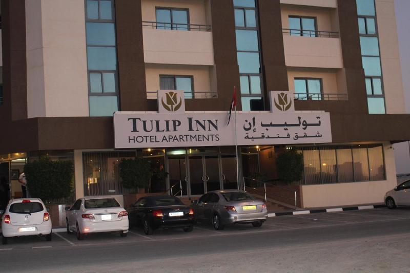 Tulip Inn Royal Suites Ajman Exterior photo