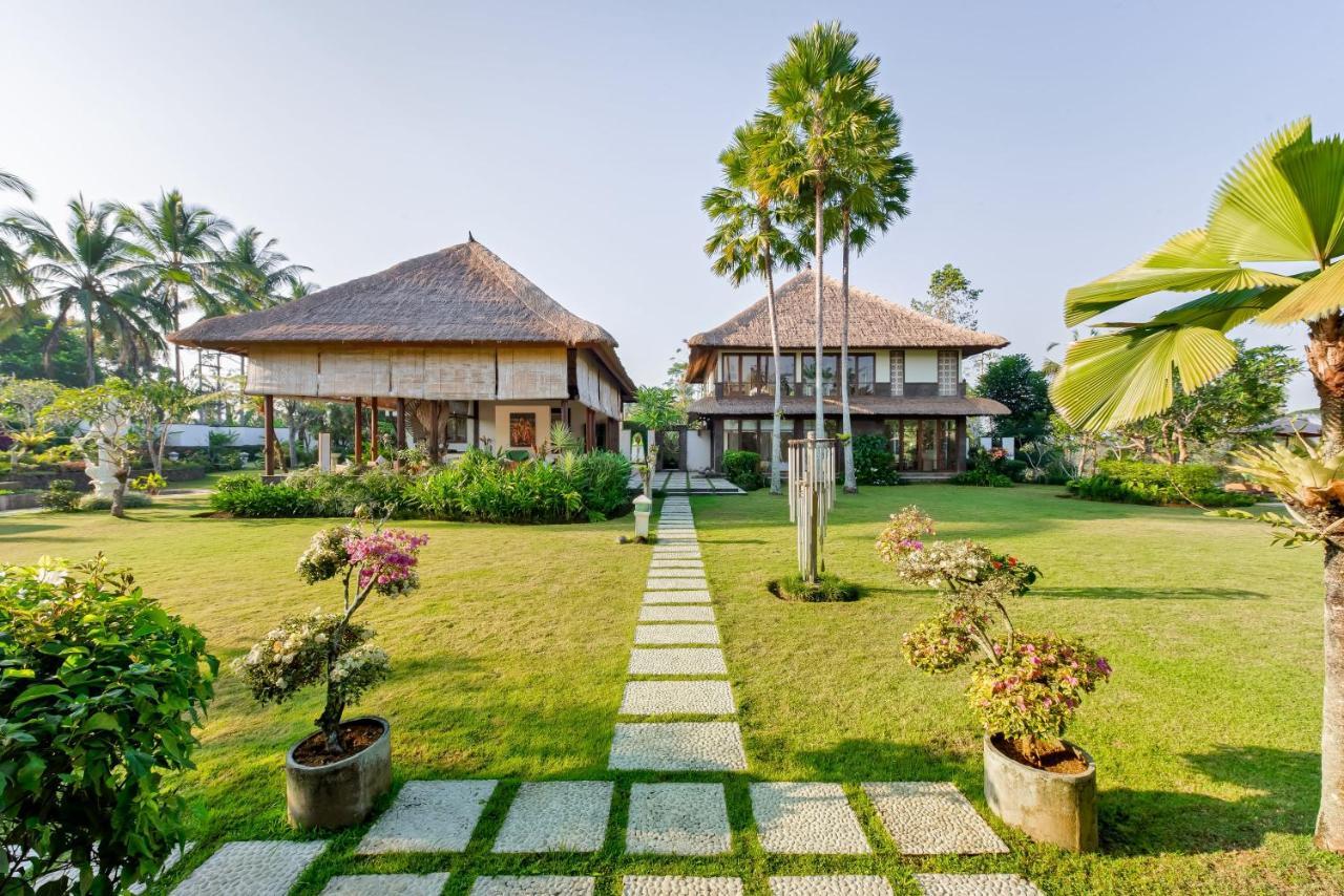 Villa Vastu Payangan Exterior photo