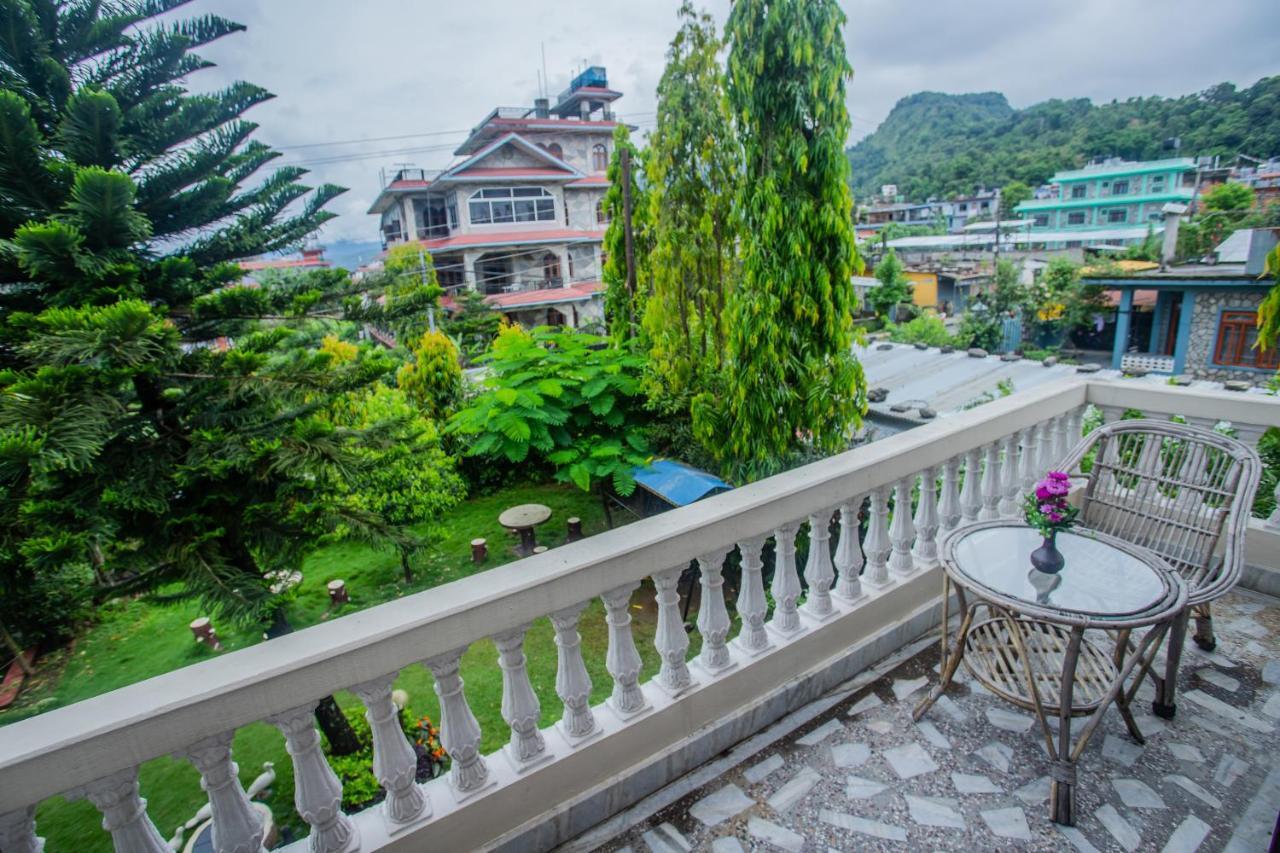Hotel Dream Pokhara Exterior photo