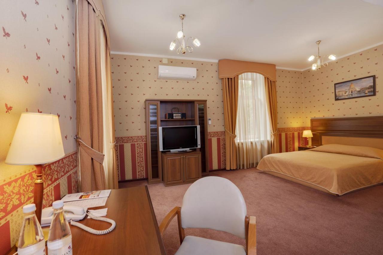 Maxima Irbis Hotel Moscow Room photo