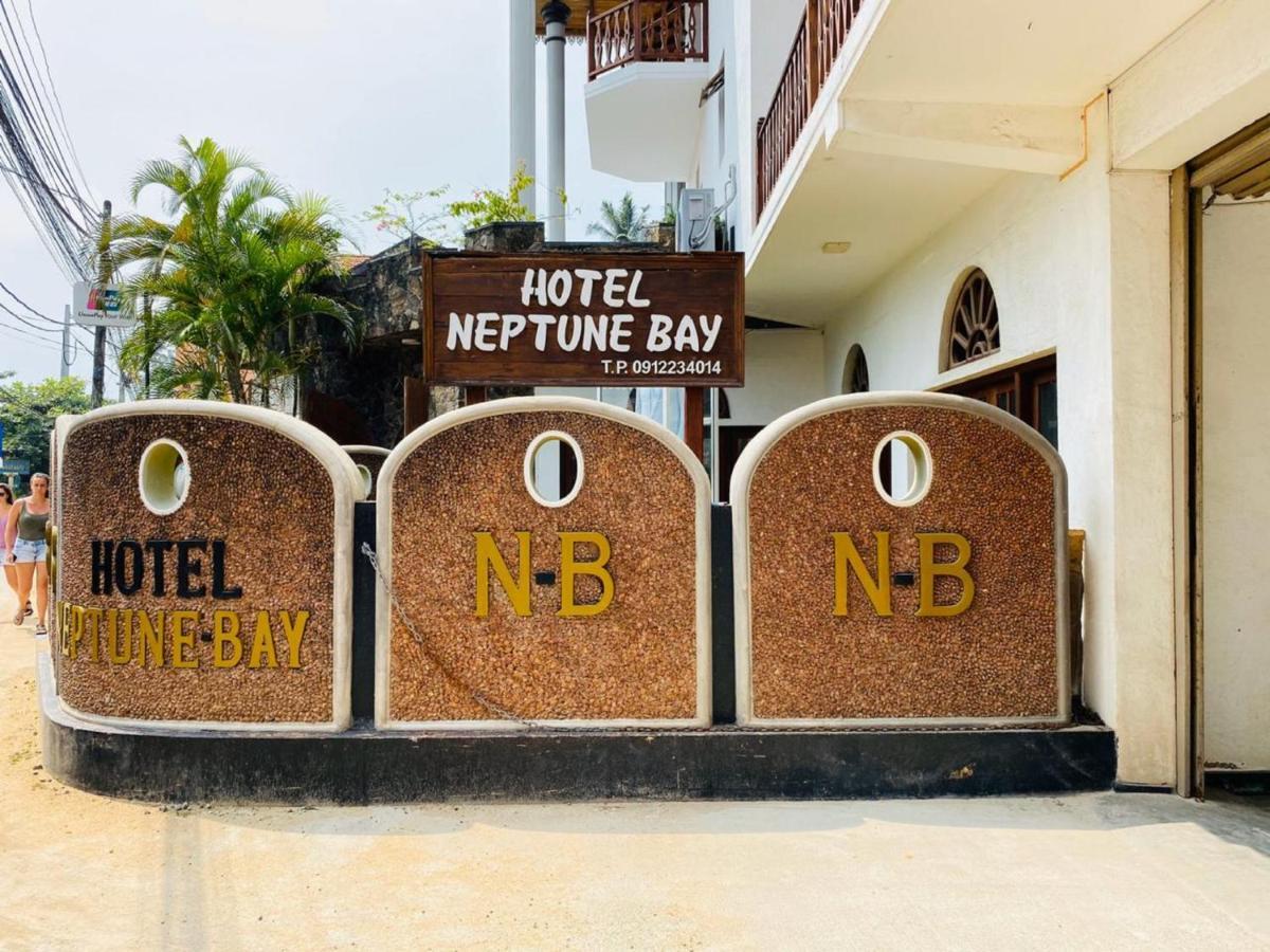 Hotel Neptune Bay Unawatuna Beach Exterior photo