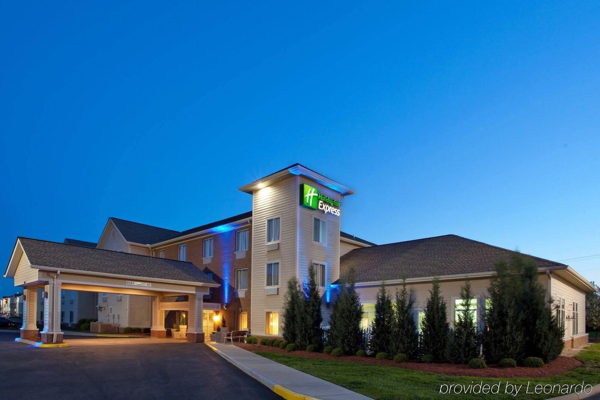 Holiday Inn Express Hotel & Suites Columbus Southeast Groveport, An Ihg Hotel Exterior photo