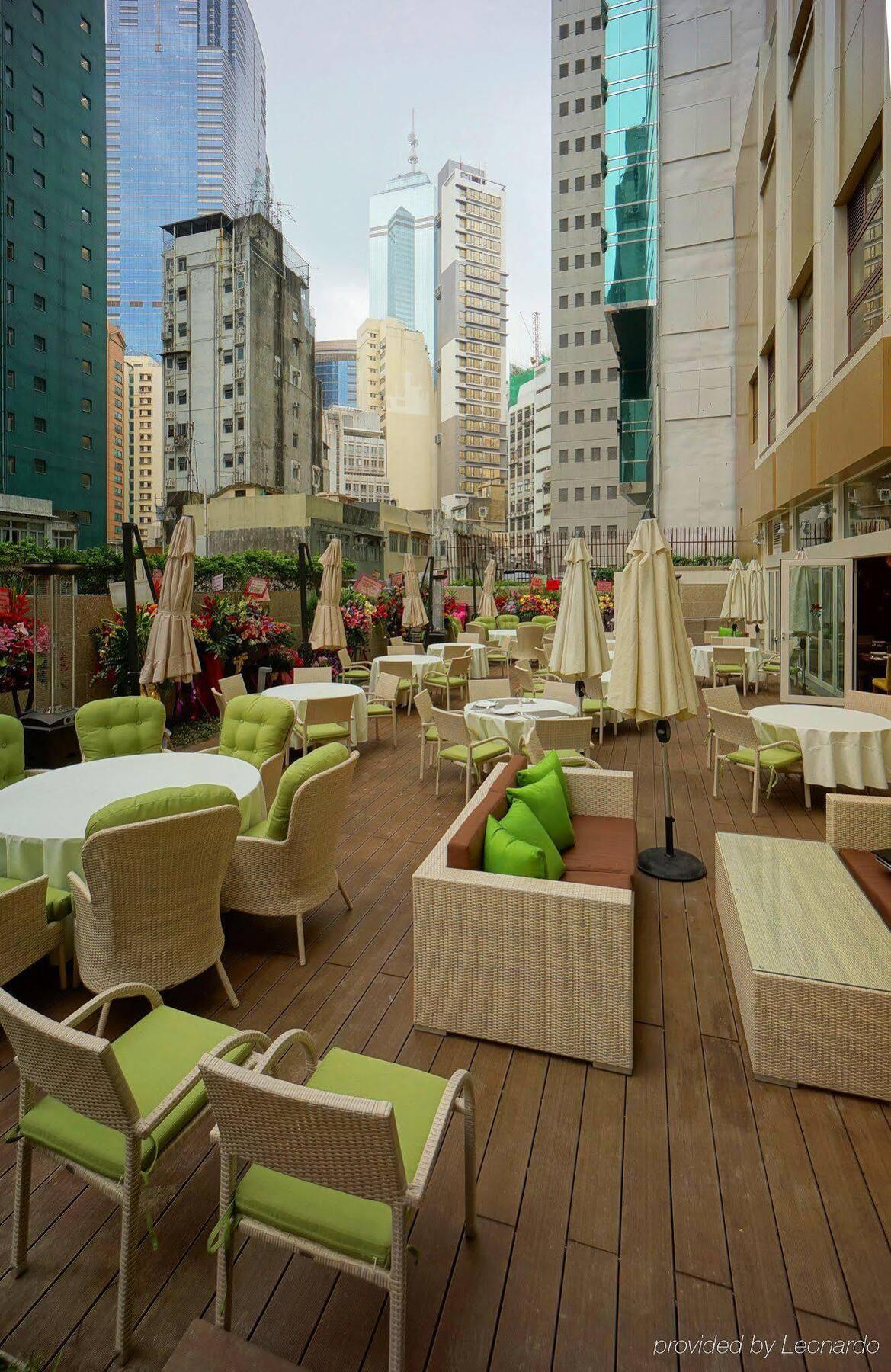 Holiday Inn Express Hong Kong Soho, An Ihg Hotel Exterior photo