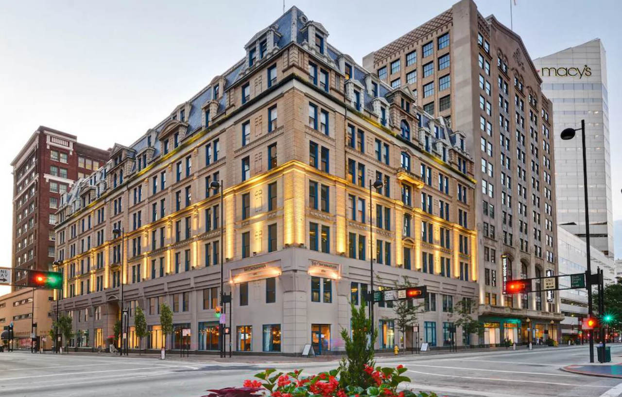 The Cincinnatian Curio Collection By Hilton Exterior photo