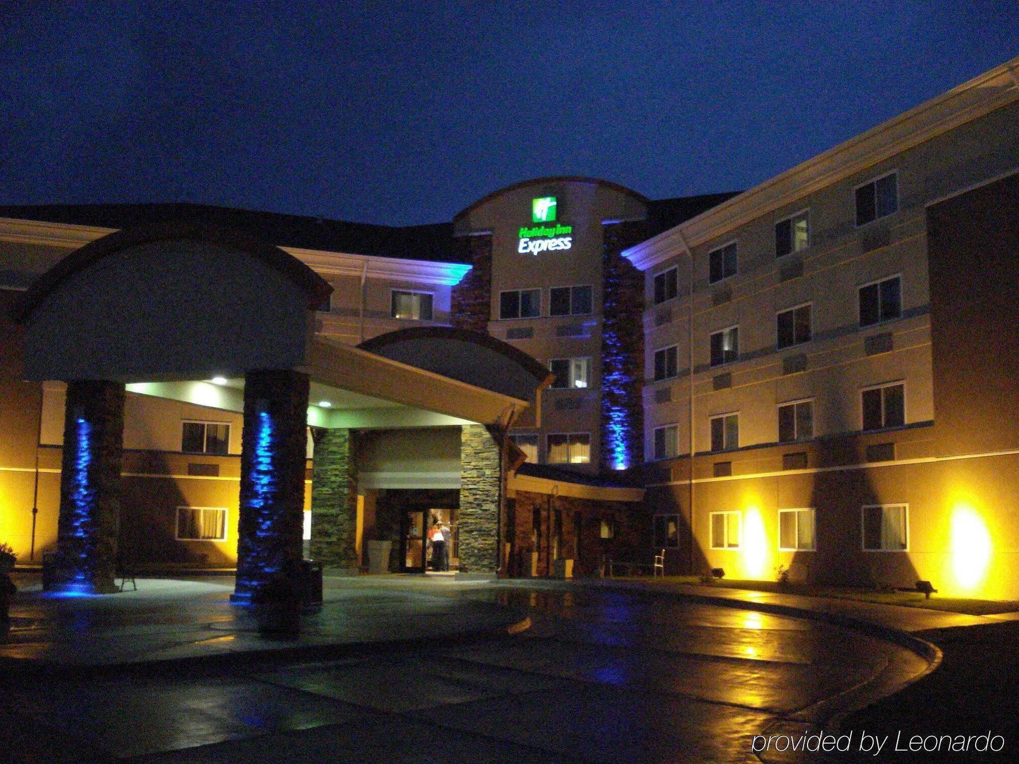 Holiday Inn Express Casper I-25, An Ihg Hotel Exterior photo