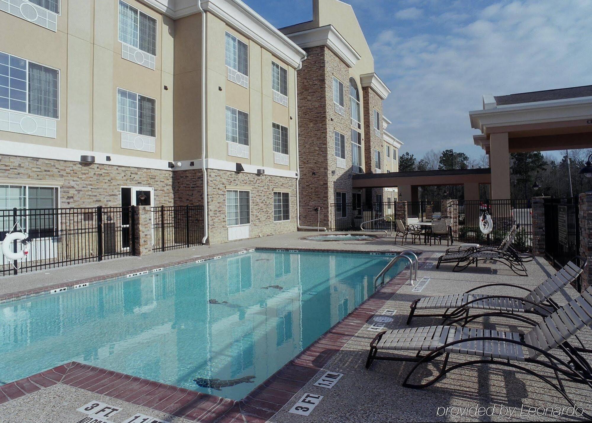 Holiday Inn Express Hotel & Suites Carthage, An Ihg Hotel Exterior photo