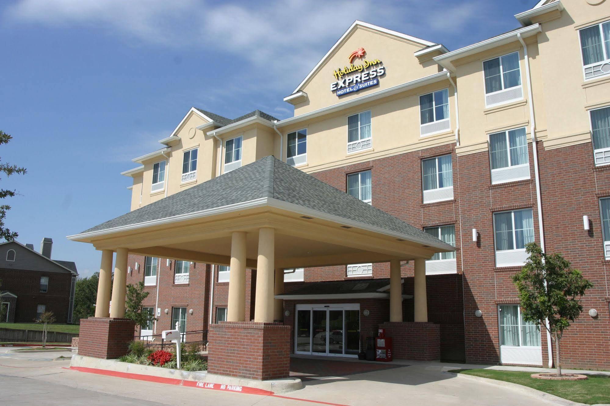 Holiday Inn Express Hotel & Suites Dallas - Grand Prairie I-20, An Ihg Hotel Exterior photo