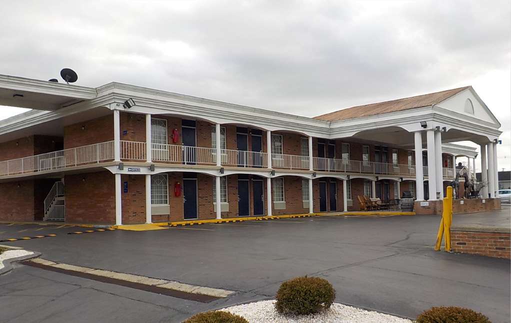Surestay Hotel By Best Western Bardstown General Nelson Exterior photo