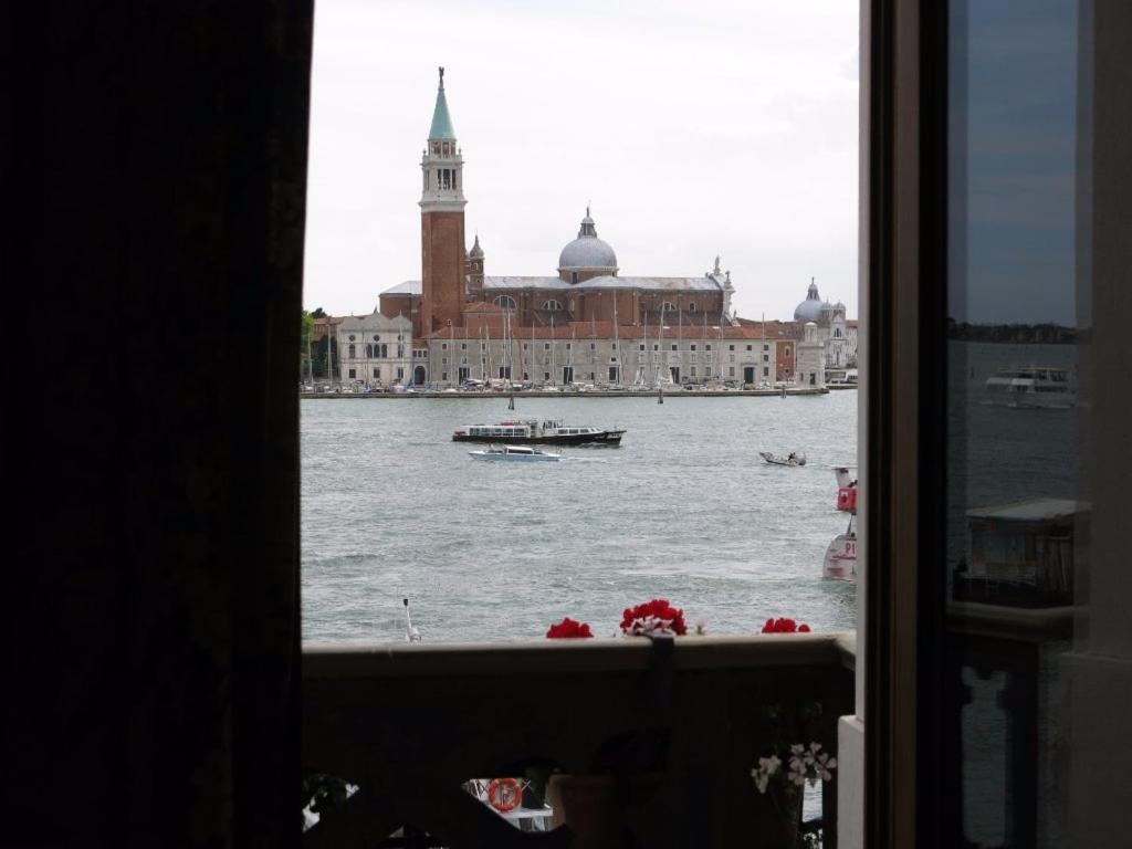 Hotel Gabrielli Venice Exterior photo