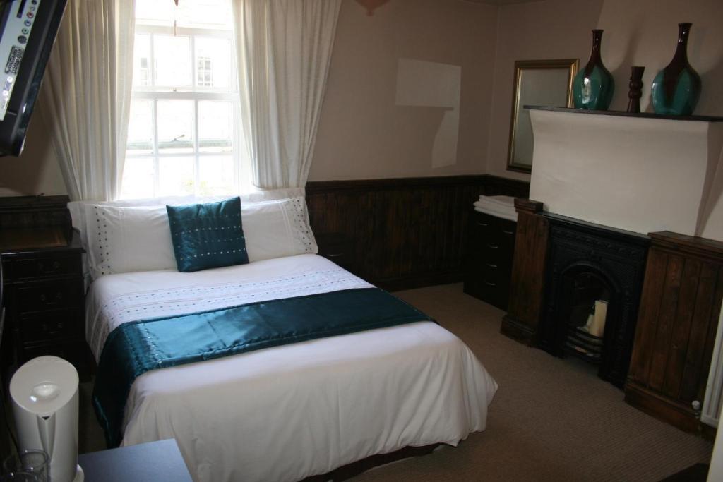 The Red Lion Hotel Chester Room photo