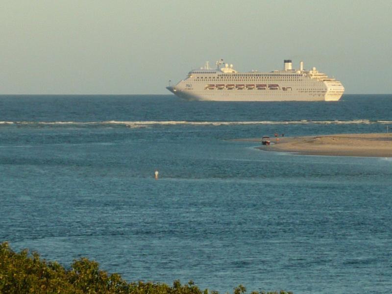 Sails Resort Golden Beach Caloundra Exterior photo